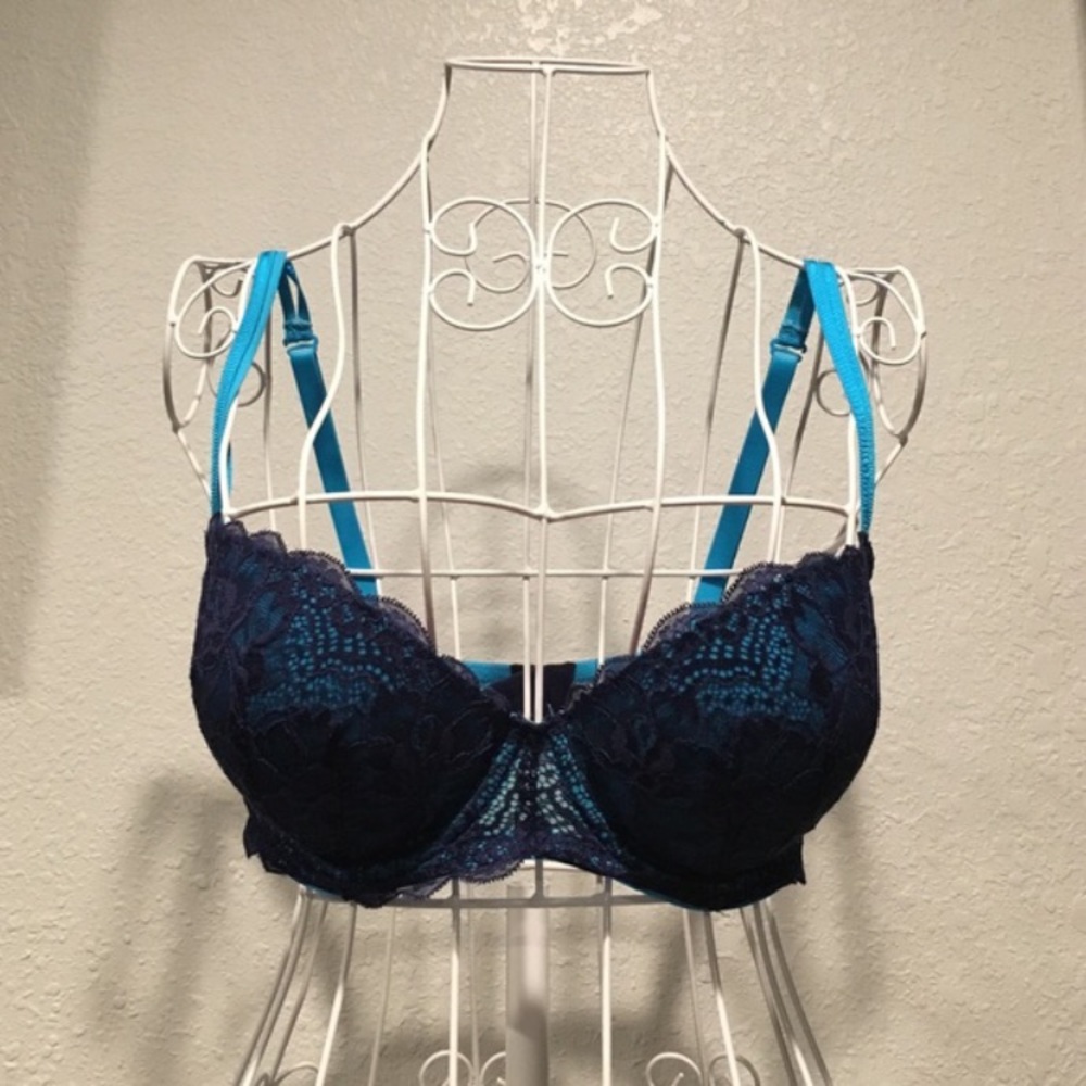 Victoria's Secret pink lightly lined date bra